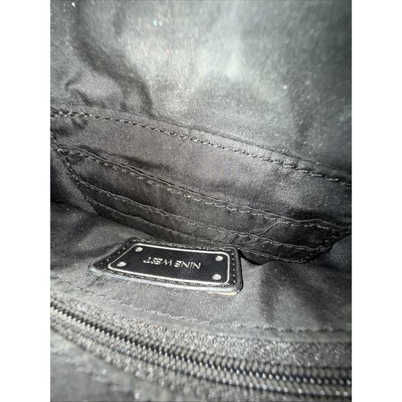 Nine West pocketbook - 8” x 6” Black / Gray - Picture 6 of 9